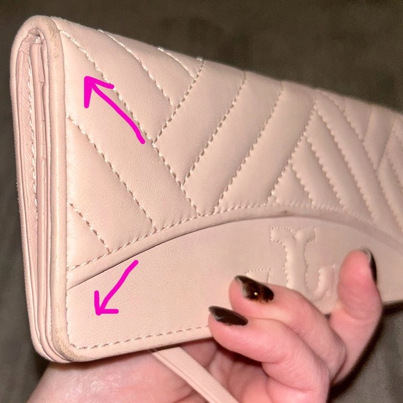 Tory Burch Pink Quilted Wallet - Picture 9 of 12